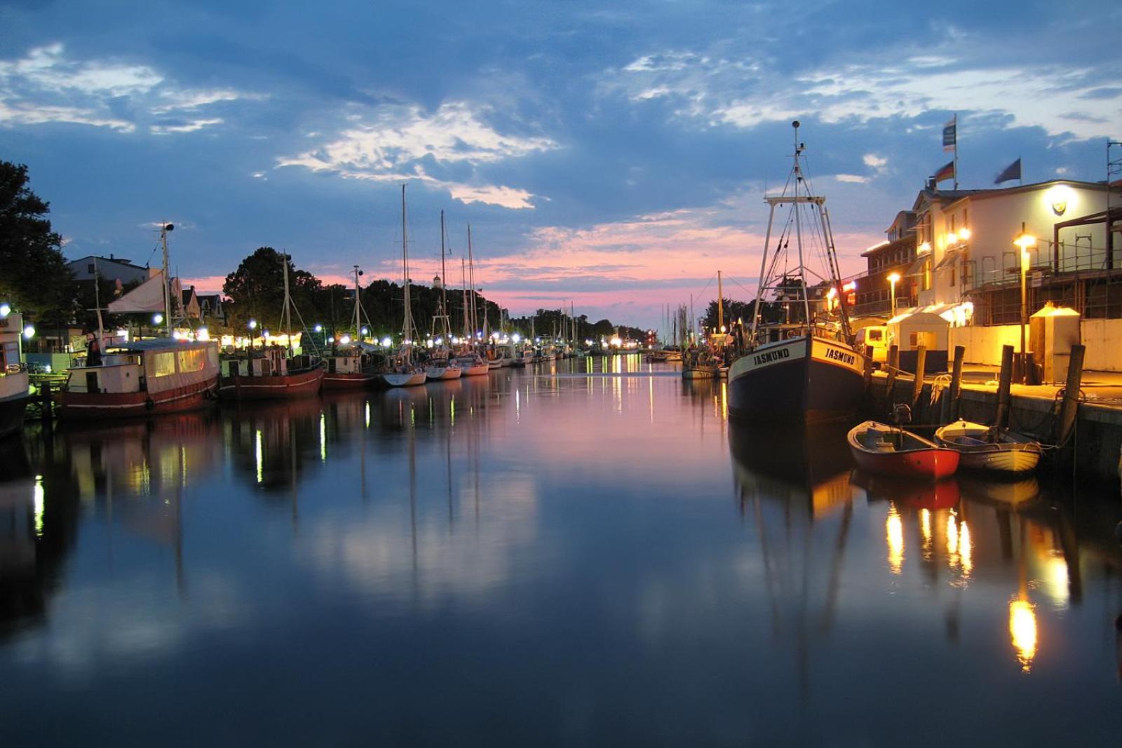 Ferienhaus Matrose Rostock Ngoại thất bức ảnh